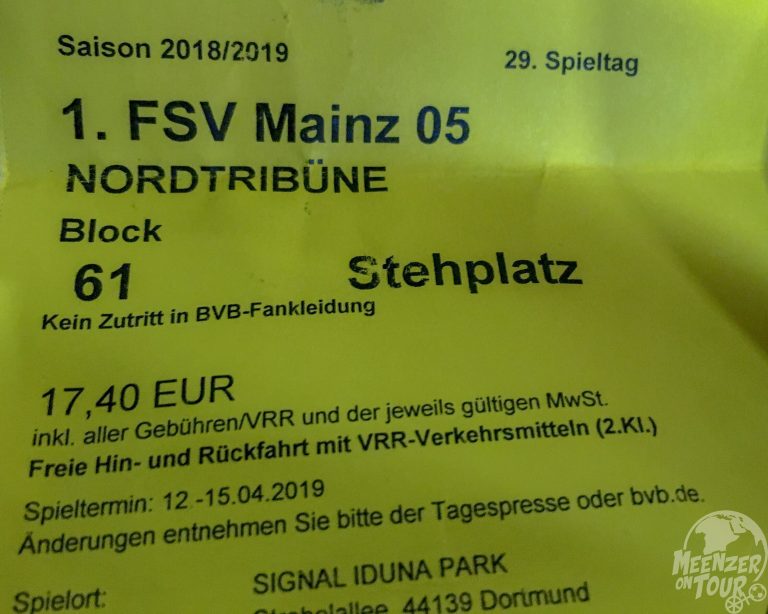 "Kein Zutritt in BVB-Fankleidung" - sagt eigentlich alles